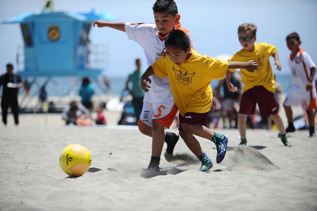 Cal North (CYSA) Laying out Beach Soccer